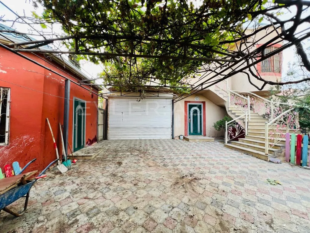 Satılır, həyət evi/villa