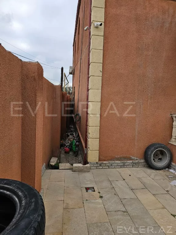 Satılır, həyət evi/villa