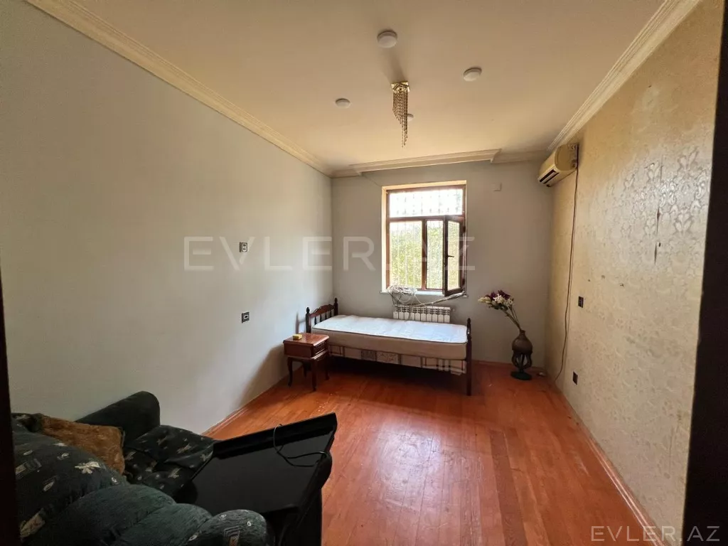 Satılır, həyət evi/villa