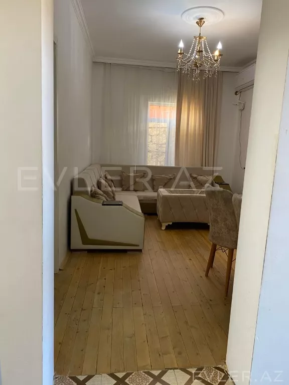Satılır, həyət evi/villa