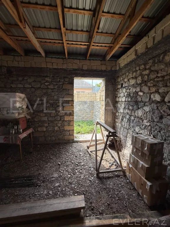 Satılır, həyət evi/villa