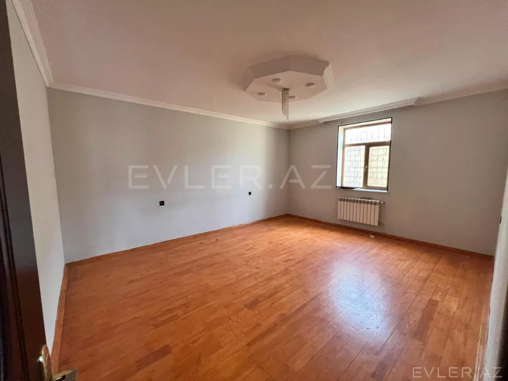 Satılır, həyət evi/villa