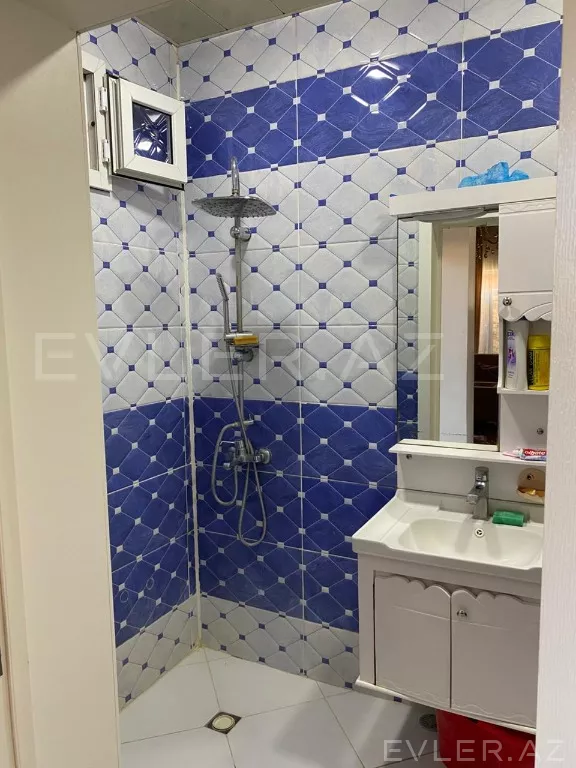 Satılır, həyət evi/villa