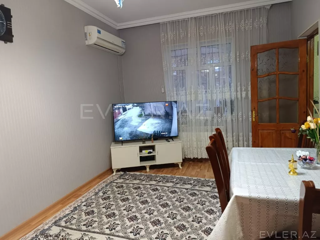 Satılır, həyət evi/villa