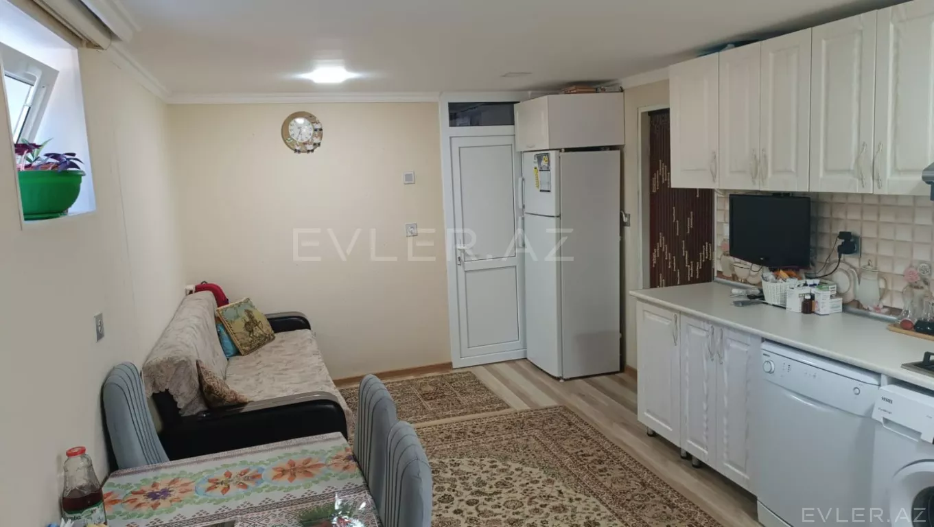 Satılır, həyət evi/villa