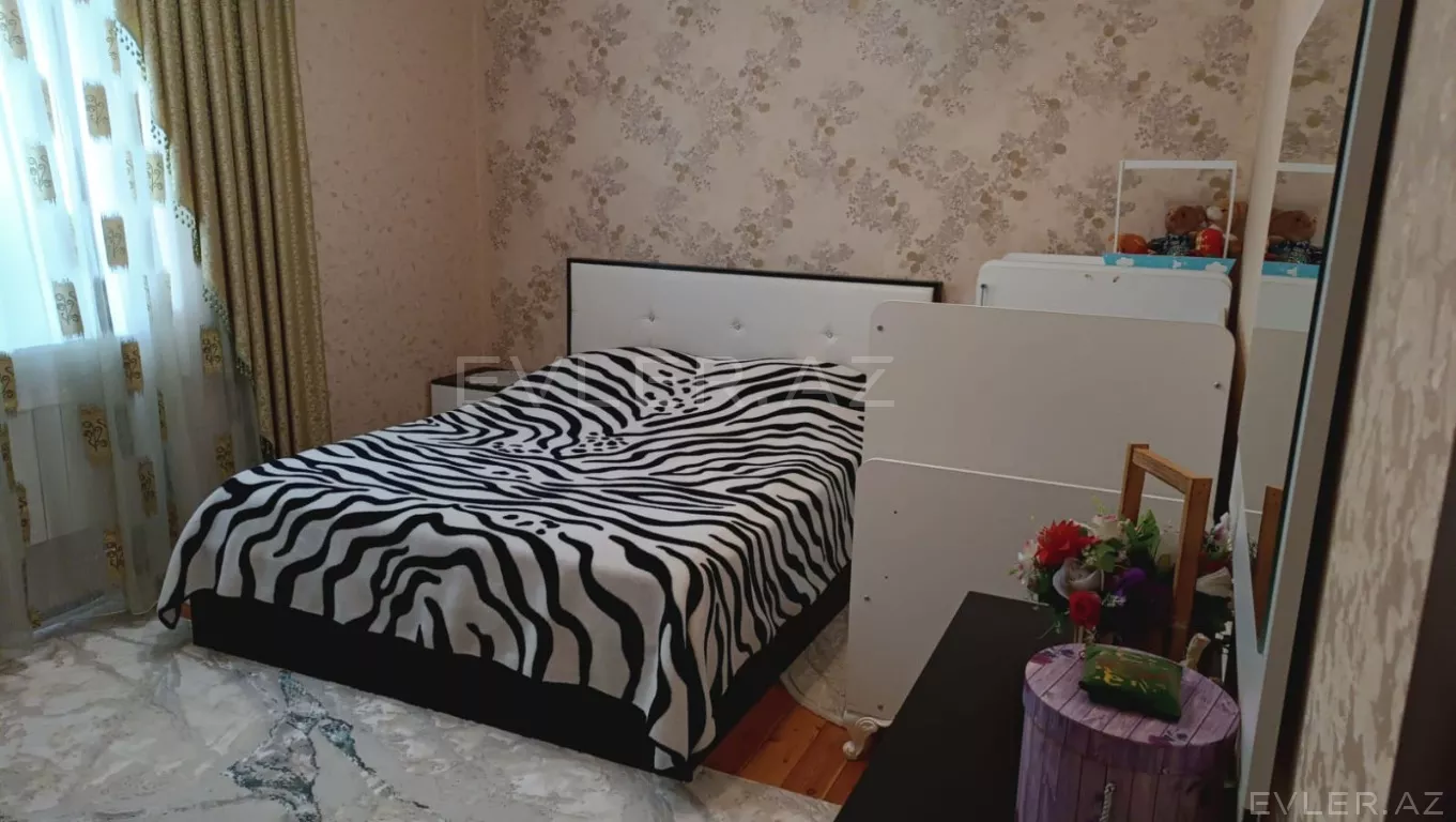 Satılır, həyət evi/villa