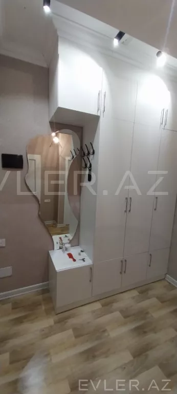 Satılır, yeni tikili