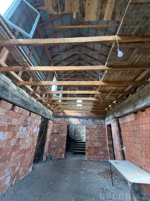 Satılır, həyət evi/villa