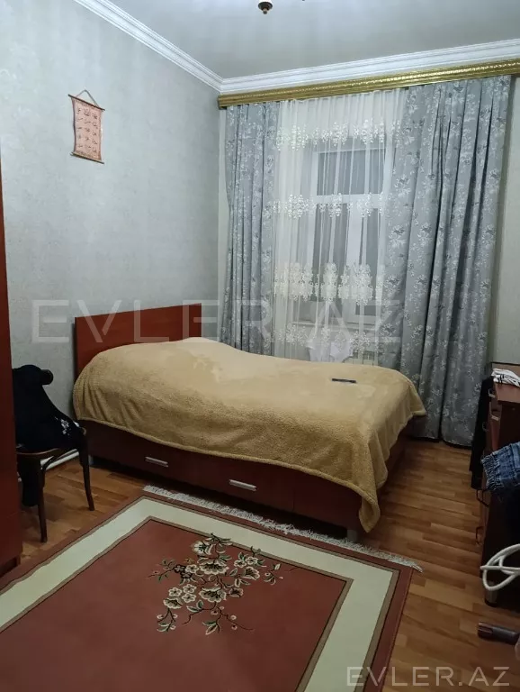 Satılır, həyət evi/villa