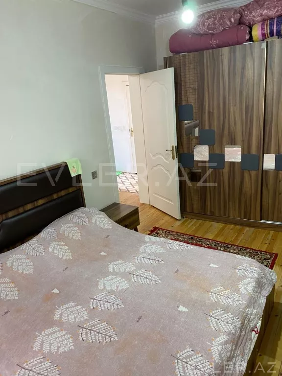 Satılır, həyət evi/villa