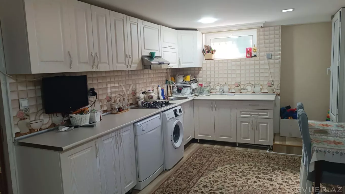 Satılır, həyət evi/villa