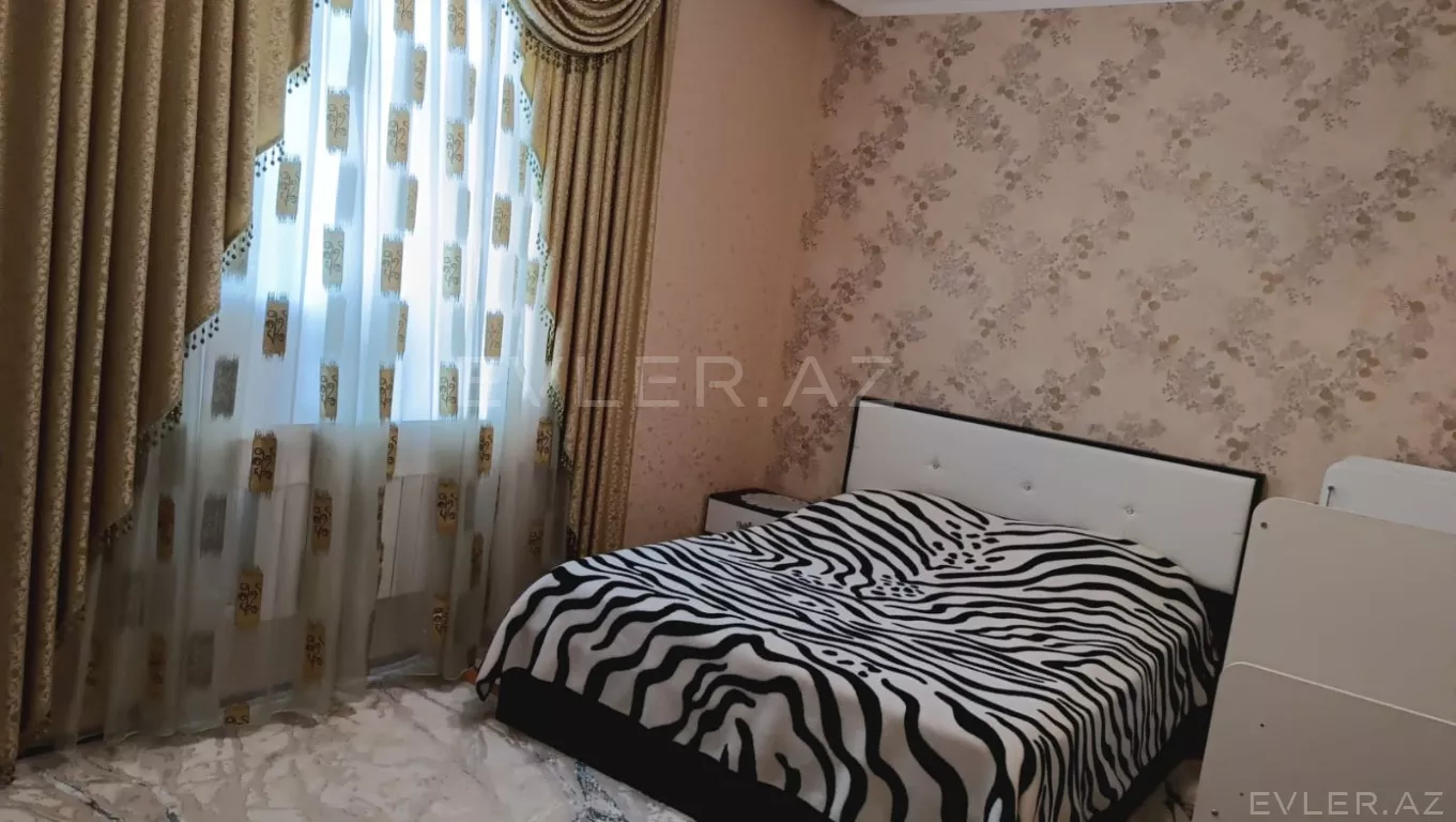 Satılır, həyət evi/villa