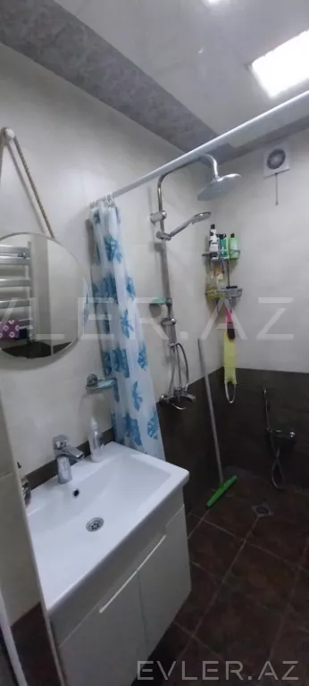 Satılır, yeni tikili