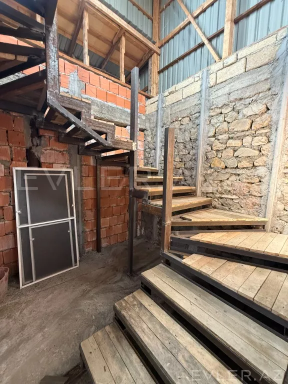 Satılır, həyət evi/villa
