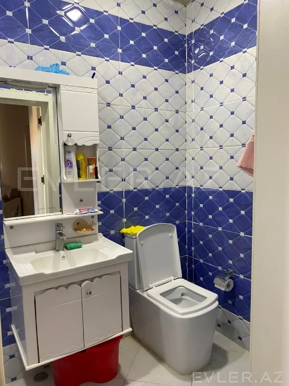 Satılır, həyət evi/villa