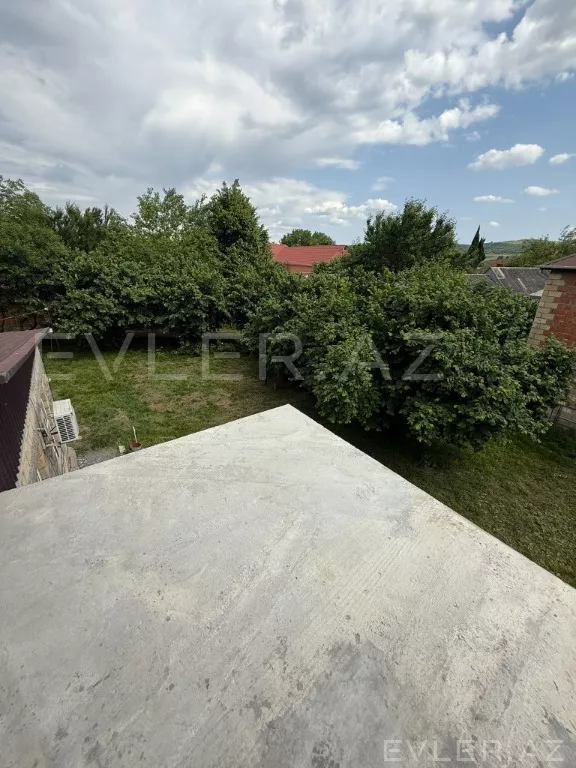 Satılır, həyət evi/villa