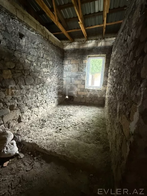 Satılır, həyət evi/villa