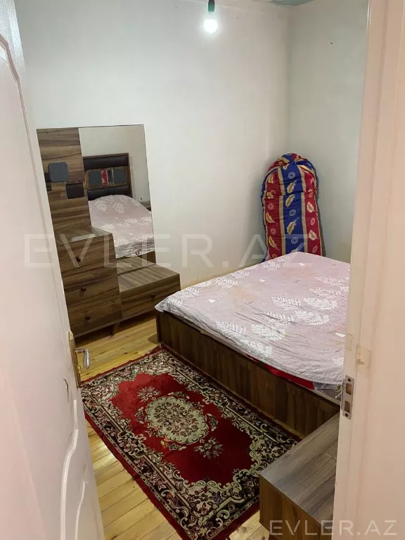 Satılır, həyət evi/villa