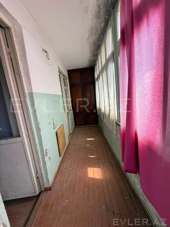 Satılır, köhnə tikili