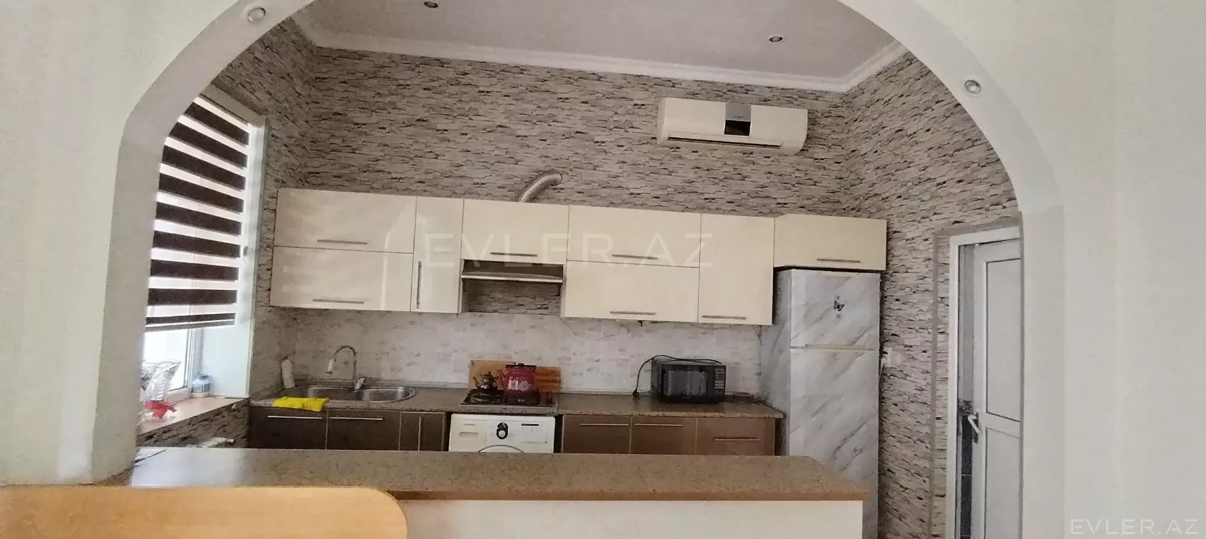 Satılır, həyət evi/villa