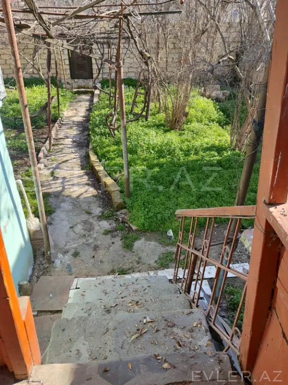 Satılır, həyət evi/villa
