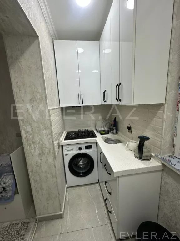 Satılır, köhnə tikili