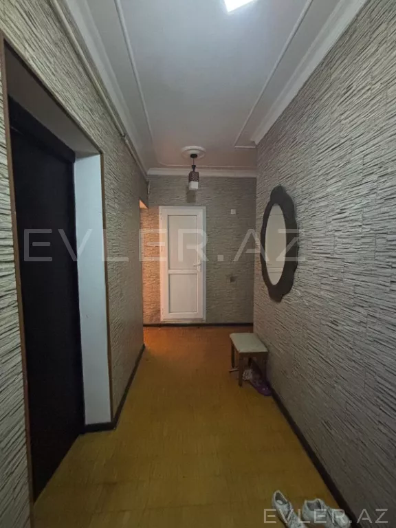 Satılır, köhnə tikili