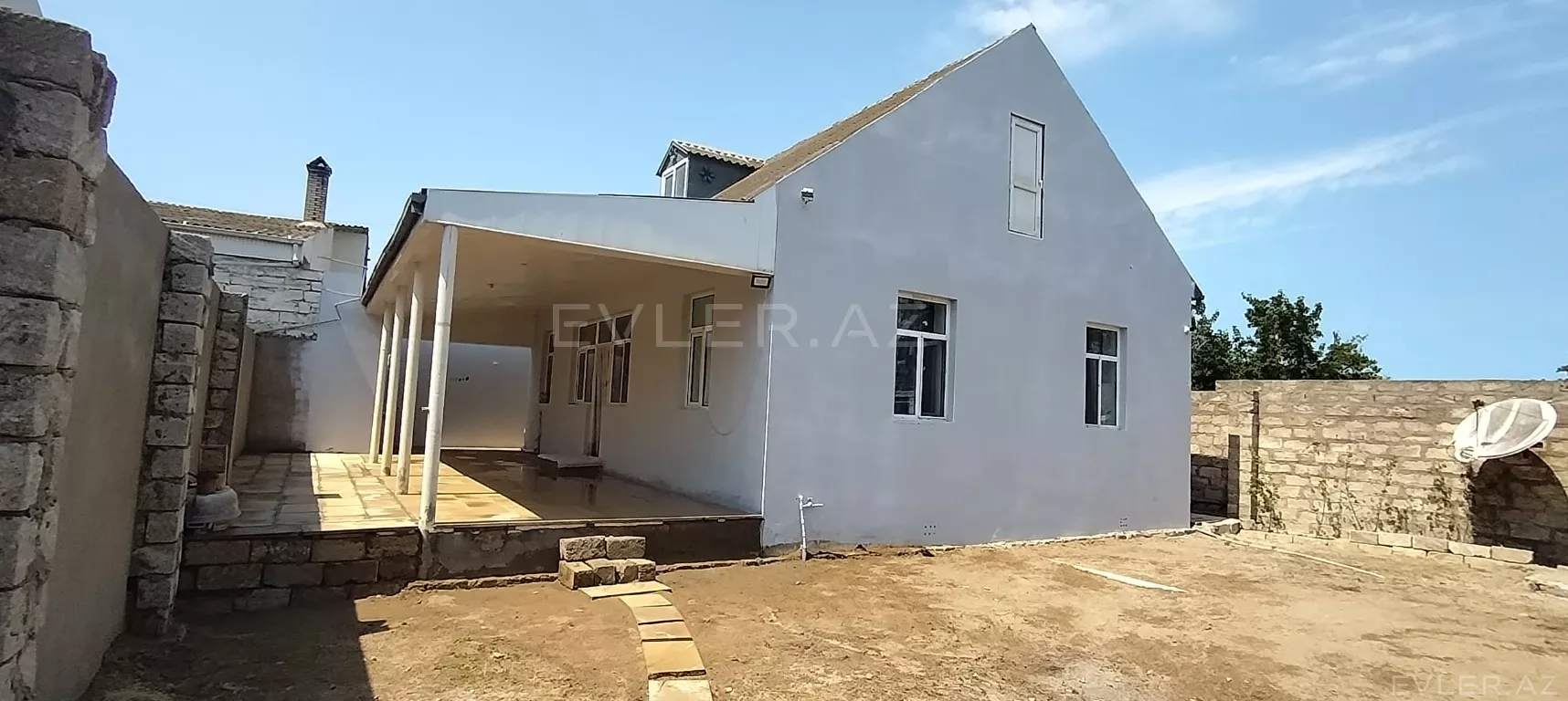 Satılır, həyət evi/villa