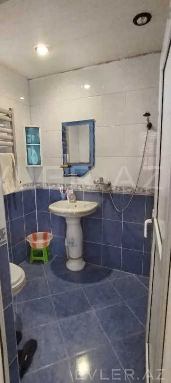 Satılır, həyət evi/villa