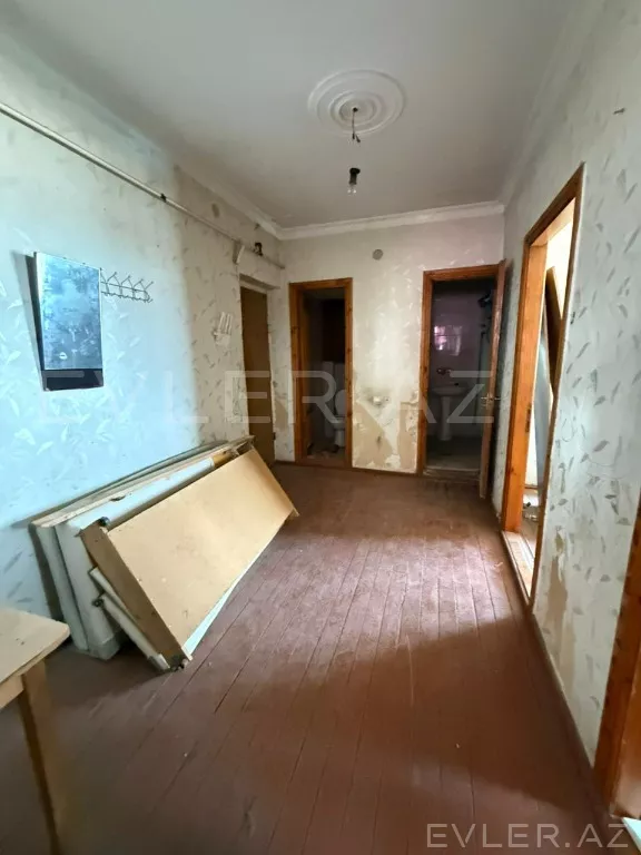 Satılır, köhnə tikili