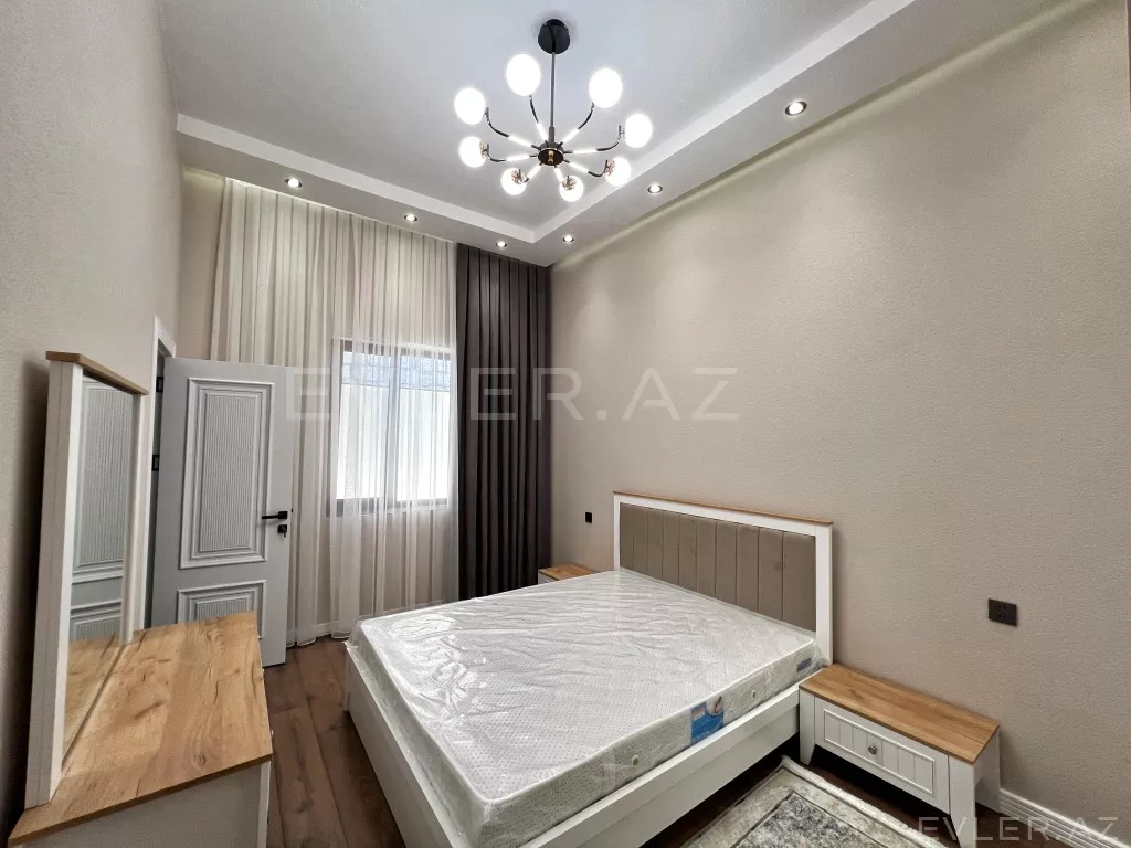 Satılır, həyət evi/villa