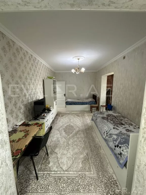 Satılır, köhnə tikili