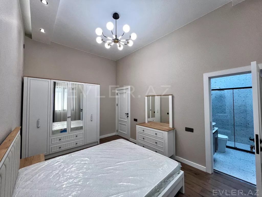 Satılır, həyət evi/villa