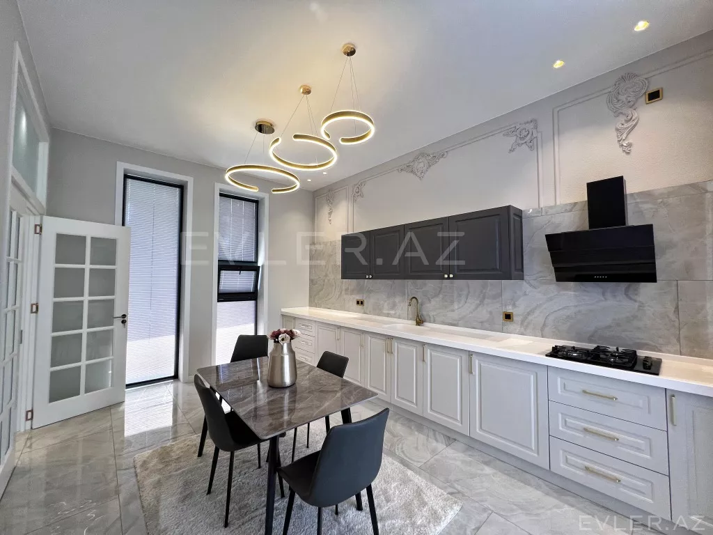 Satılır, həyət evi/villa