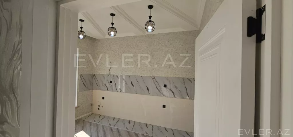 Satılır, həyət evi/villa