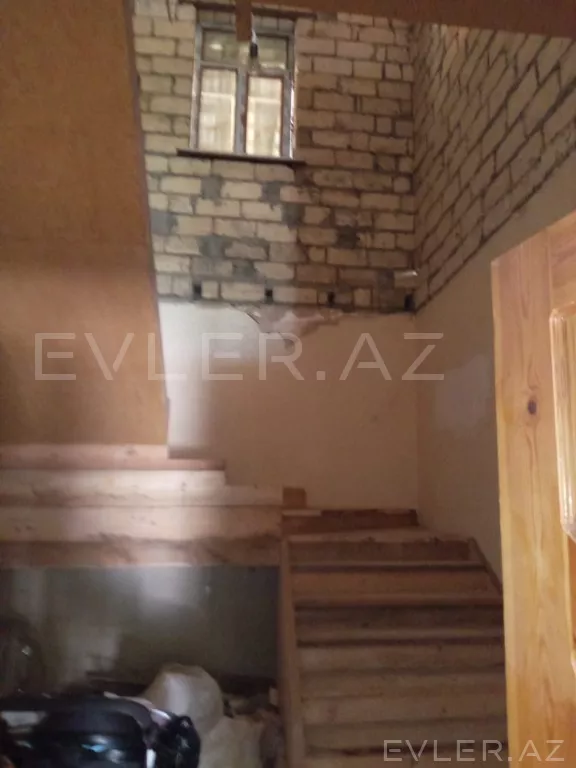 Satılır, həyət evi/villa