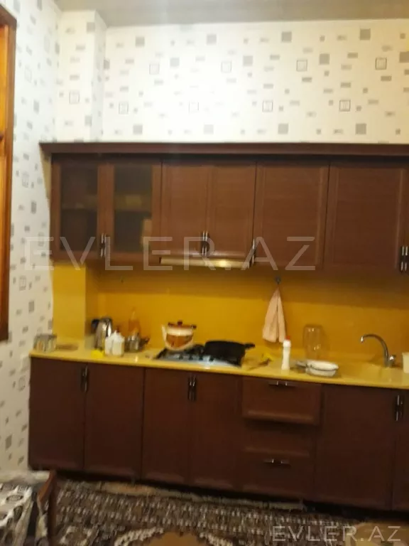 Satılır, həyət evi/villa