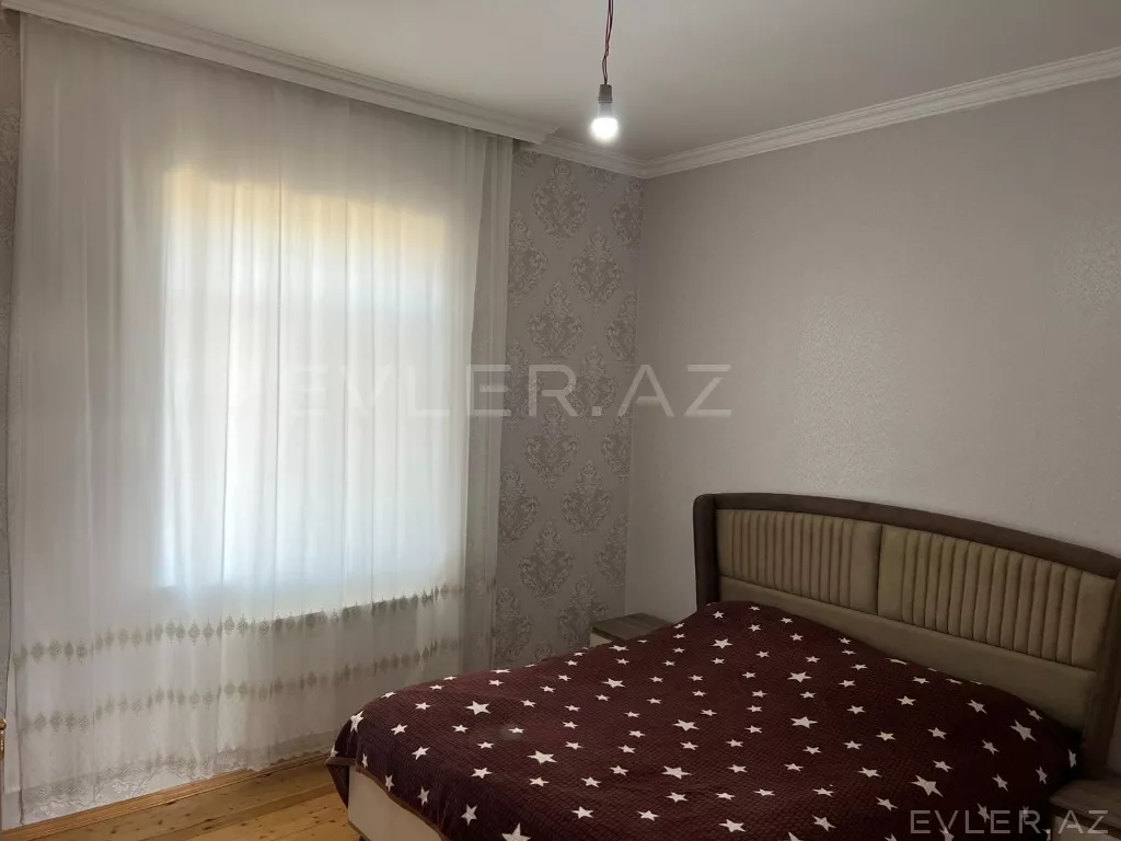 Satılır, həyət evi/villa