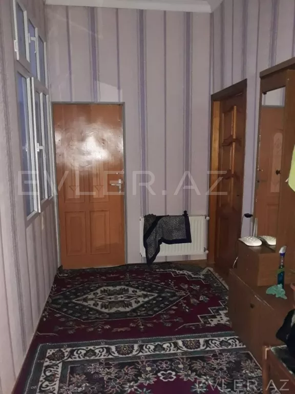Satılır, həyət evi/villa