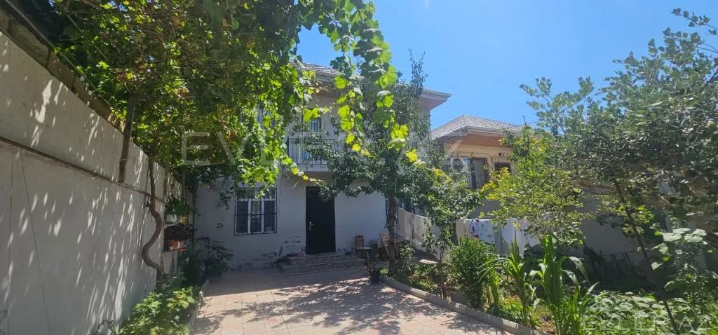 Satılır, həyət evi/villa
