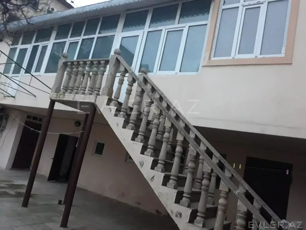 Satılır, həyət evi/villa