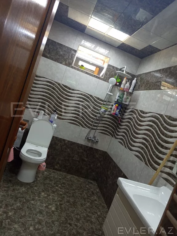 Satılır, həyət evi/villa
