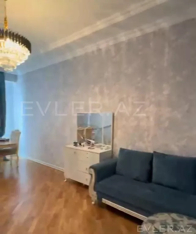 Satılır, yeni tikili