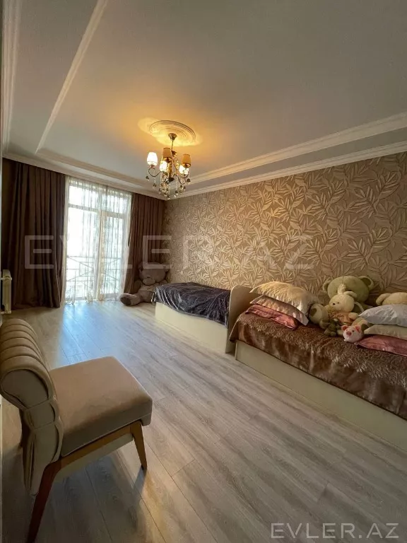 Satılır, yeni tikili