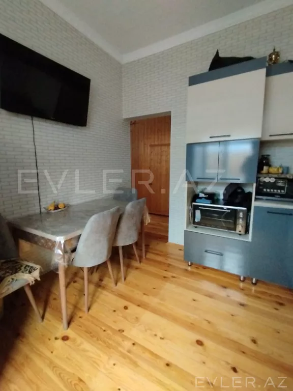 Satılır, həyət evi/villa