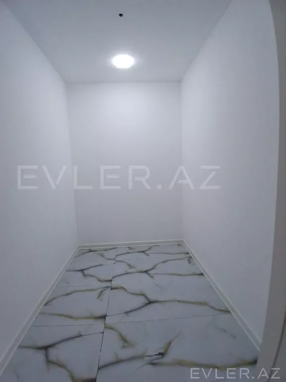 Satılır, həyət evi/villa