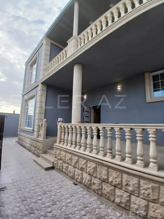 Satılır, həyət evi/villa