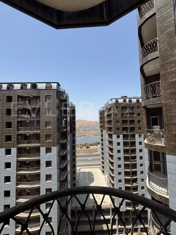 Satılır, yeni tikili