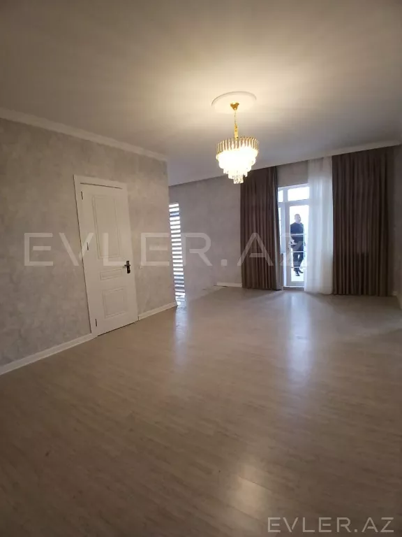 Satılır, həyət evi/villa
