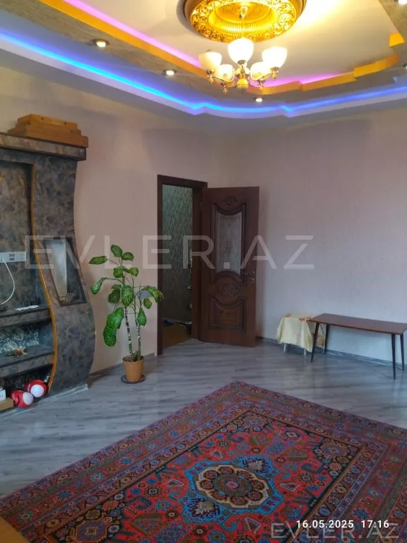 Satılır, köhnə tikili